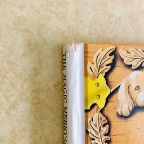 MAGIC MERRY-GO-ROUND HARDBACK BOOK - Picture 2 of 10